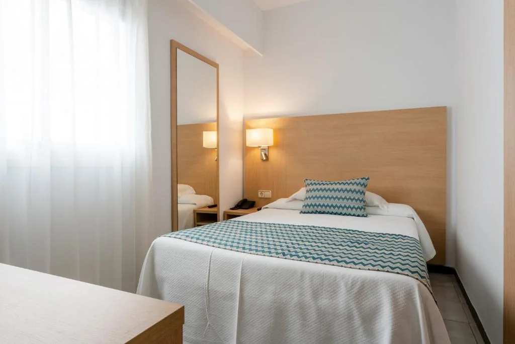Quarto Individual — Hotel Riutort