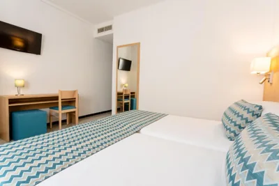 Hotel Riutort — foto 2