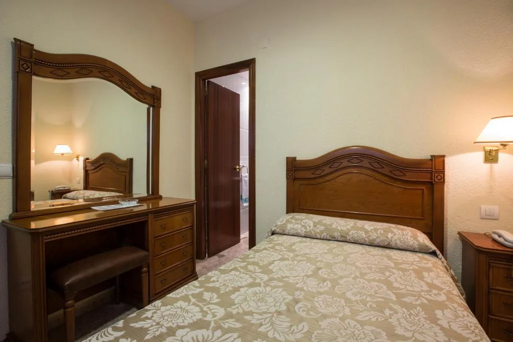 Camera Singola — Hotel Riviera