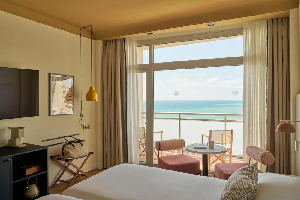 Deluxe-Doppelzimmer mit Blick auf das Mittelmeer — Hotel Riviera Costa del Sol - Adults Recommended