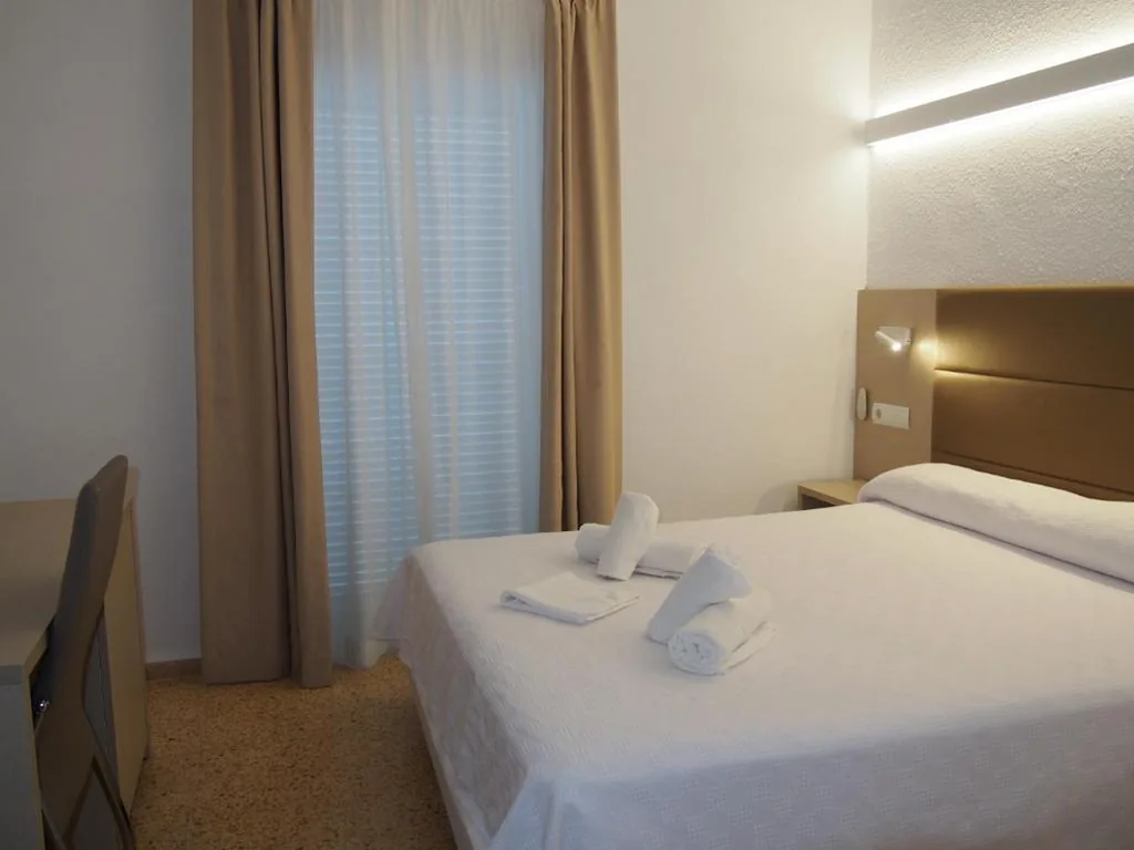 Quarto Standard — Hotel Roca Bella