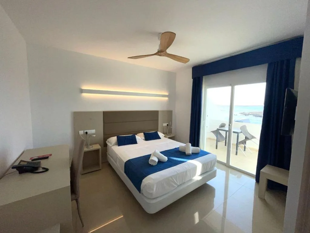 Quarto Superior — Hotel Roca Bella
