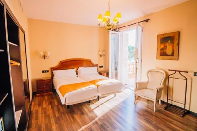 Hotel Roger de Flor by Seleqtta — foto 10
