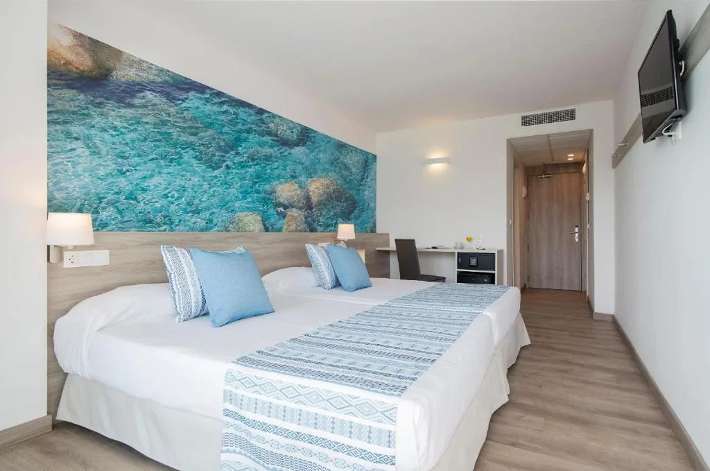 Camera tripla — Hotel Roquetas El Palmeral by Pierre & Vacances