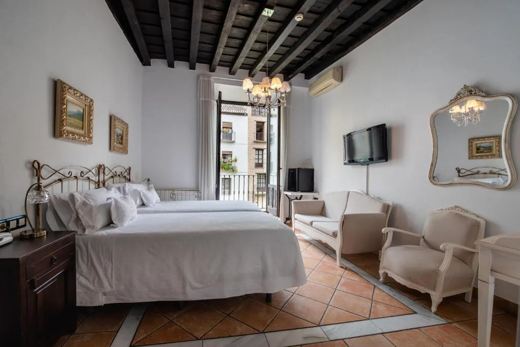Hotel Rosa De oro