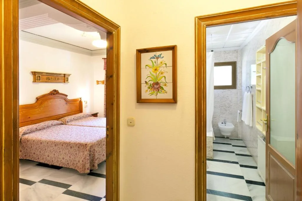 Superior Triple Room — Hotel Rosa