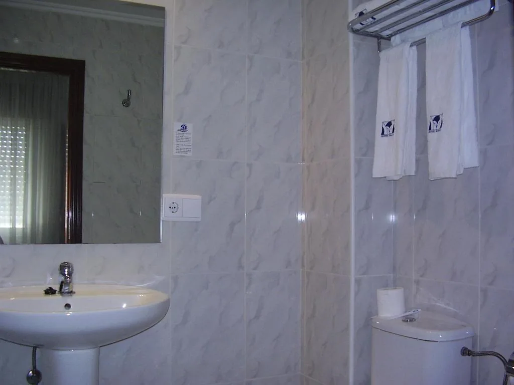 Doppelzimmer – 1 oder 2 Betten — Hotel Rosalía