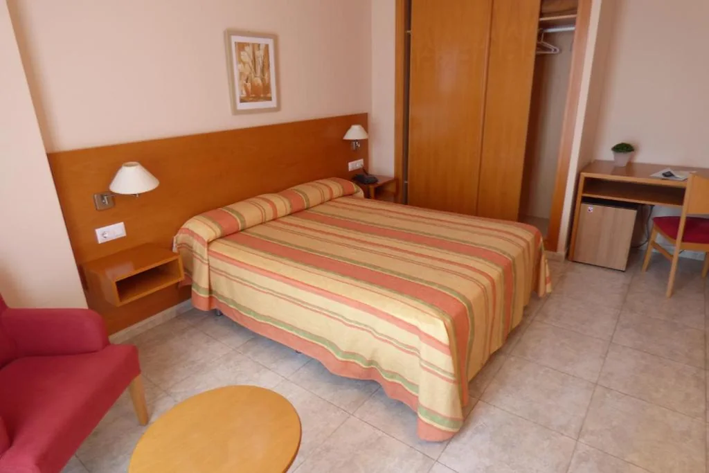 Single Room — Hotel Rostits