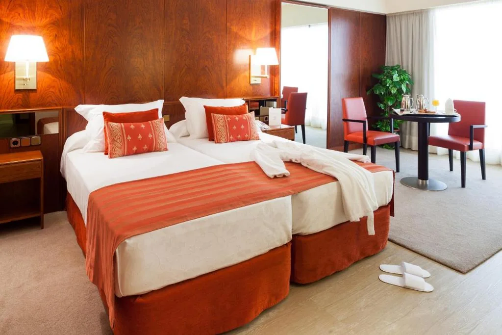 Chambre double – 1 ou 2 lits — Hotel Royal Plaza
