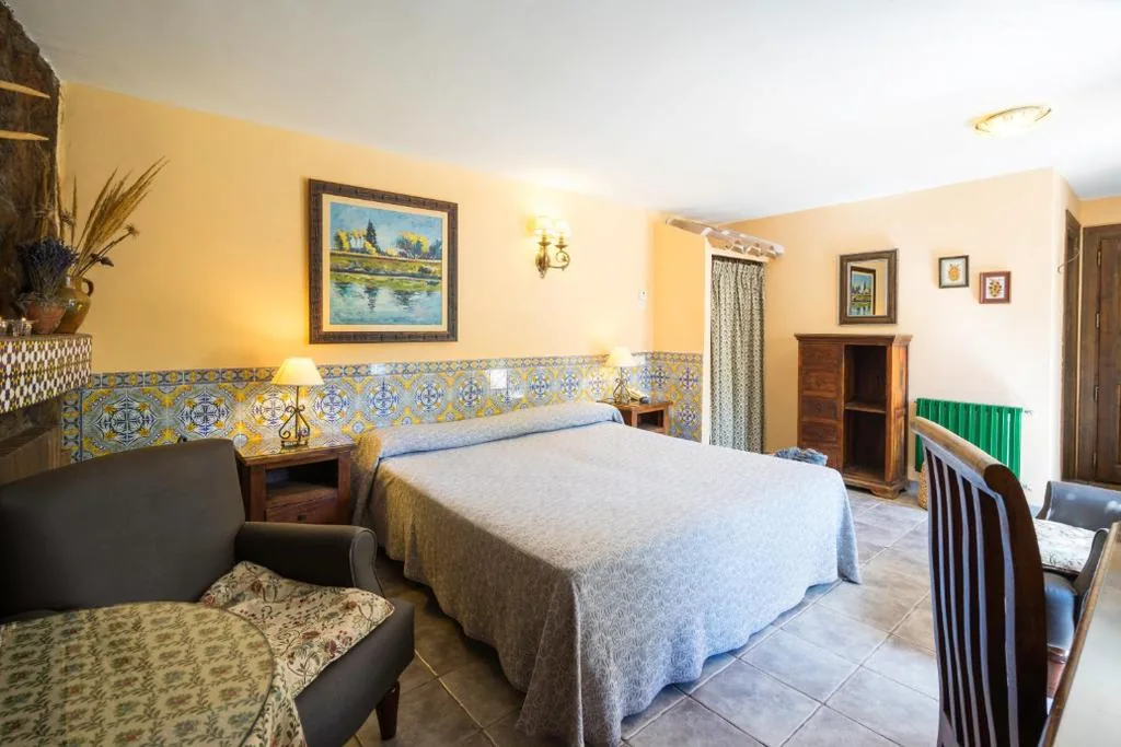 Camera Familiare con terrazza — Hotel Rural Albamanjon