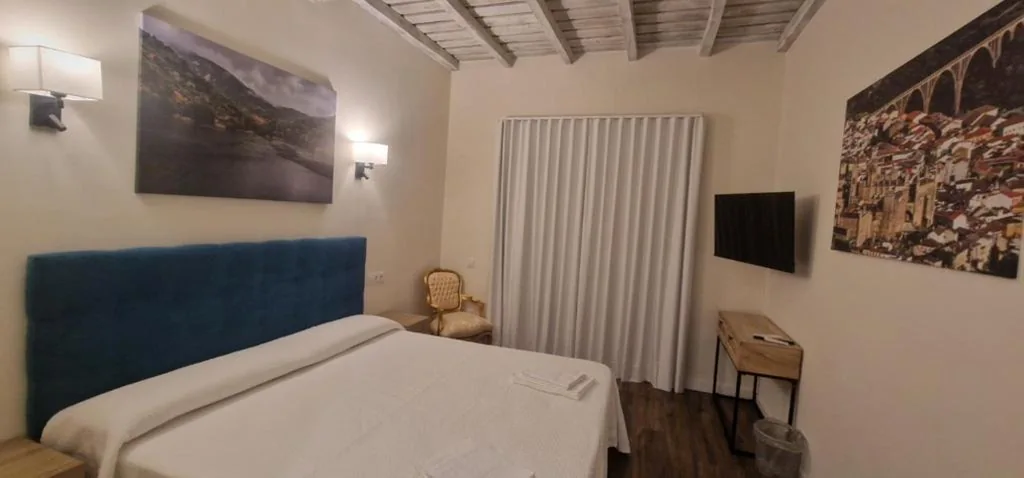 Chambre double avec terrasse — Hotel Rural Atalaya