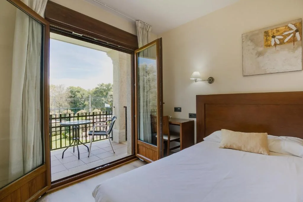 Camera doppia - 1 o 2 letti — Hotel Rural Campaniola