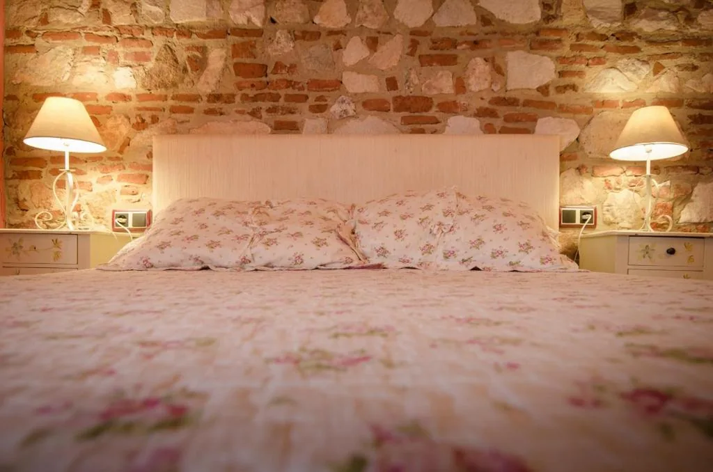 Double Room with Private Bathroom — Hotel Rural Cerro Principe