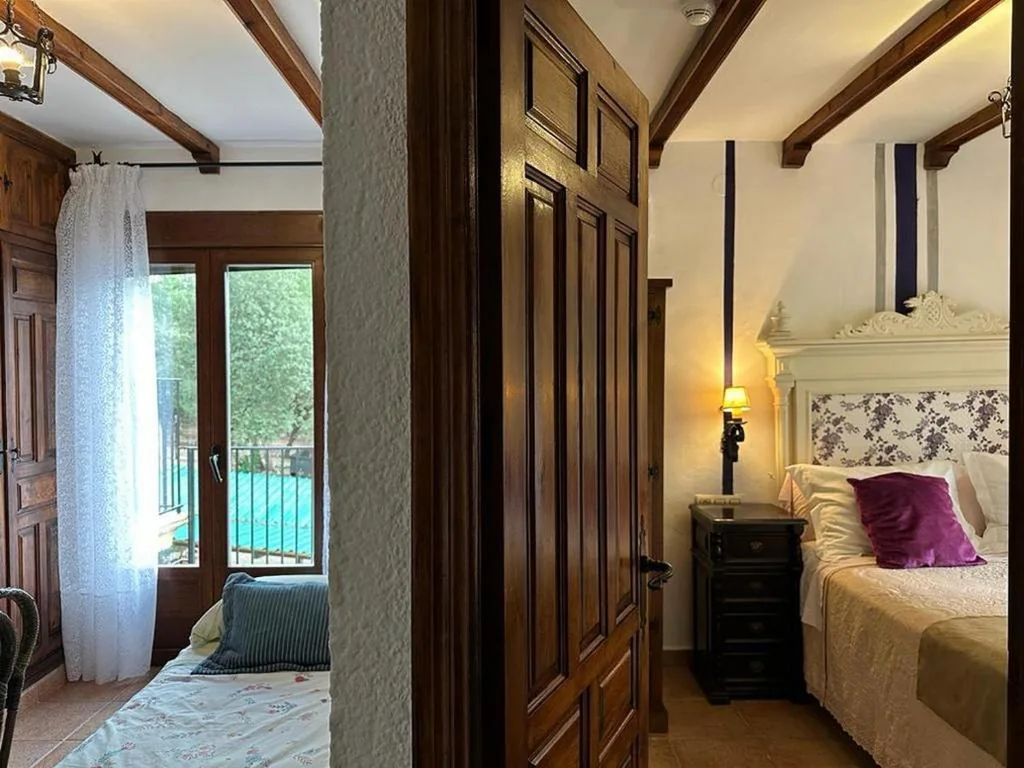 Quadruple Room — Hotel Rural Convento Santa Maria de la Sierra