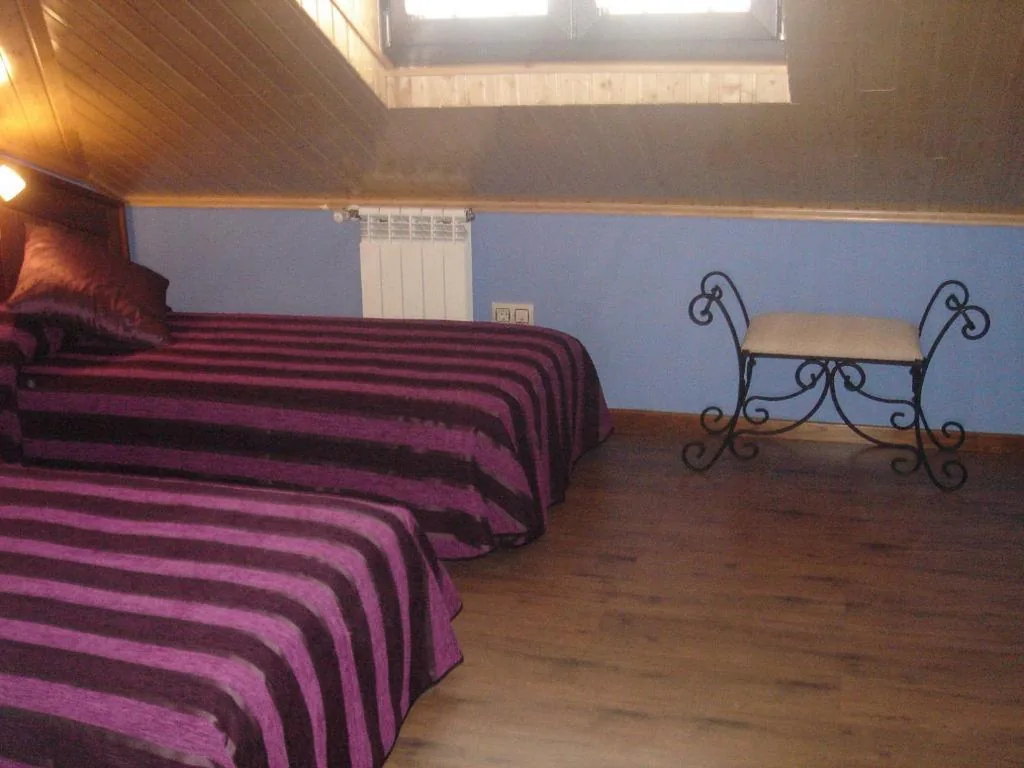 Doppelzimmer mit 1 oder 2 Betten — Hotel Rural El Caseron de Linarejos