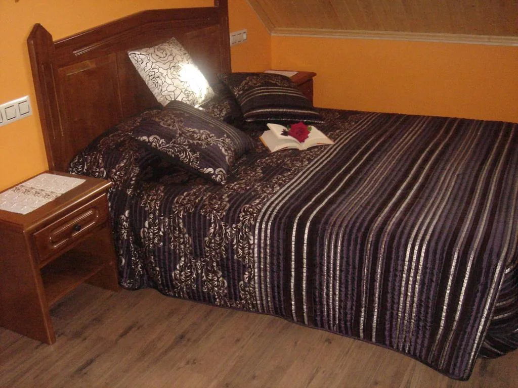 Doppelzimmer — Hotel Rural El Caseron de Linarejos