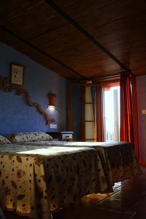 Double Room with Pool View — Hotel Rural El Cortijo