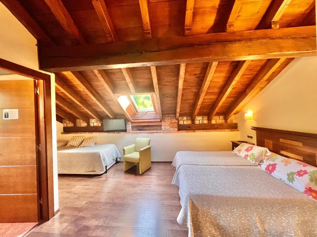 Camera quadrupla — Hotel Rural El Fundil