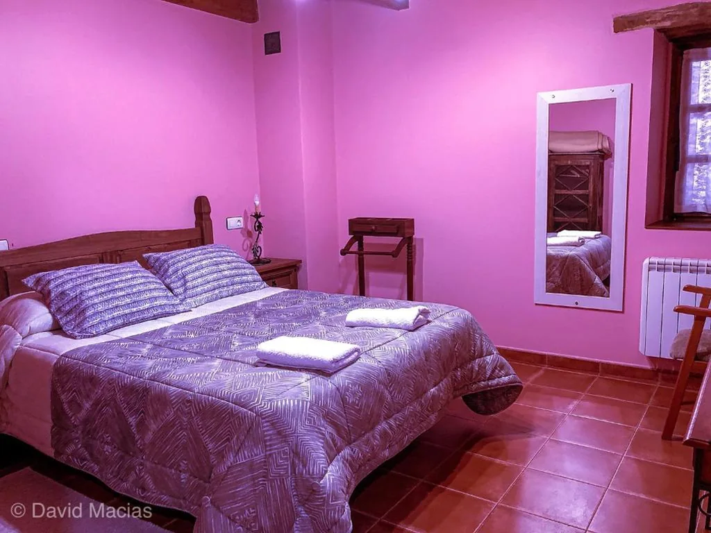 Camera doppia con bagno privato — Hotel Rural El Lagar De Las Médulas