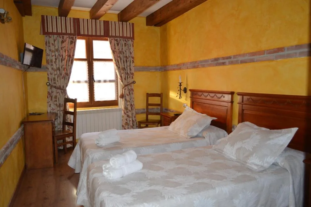 Chambre double classique - 2 lits — Hotel Rural El Marqués