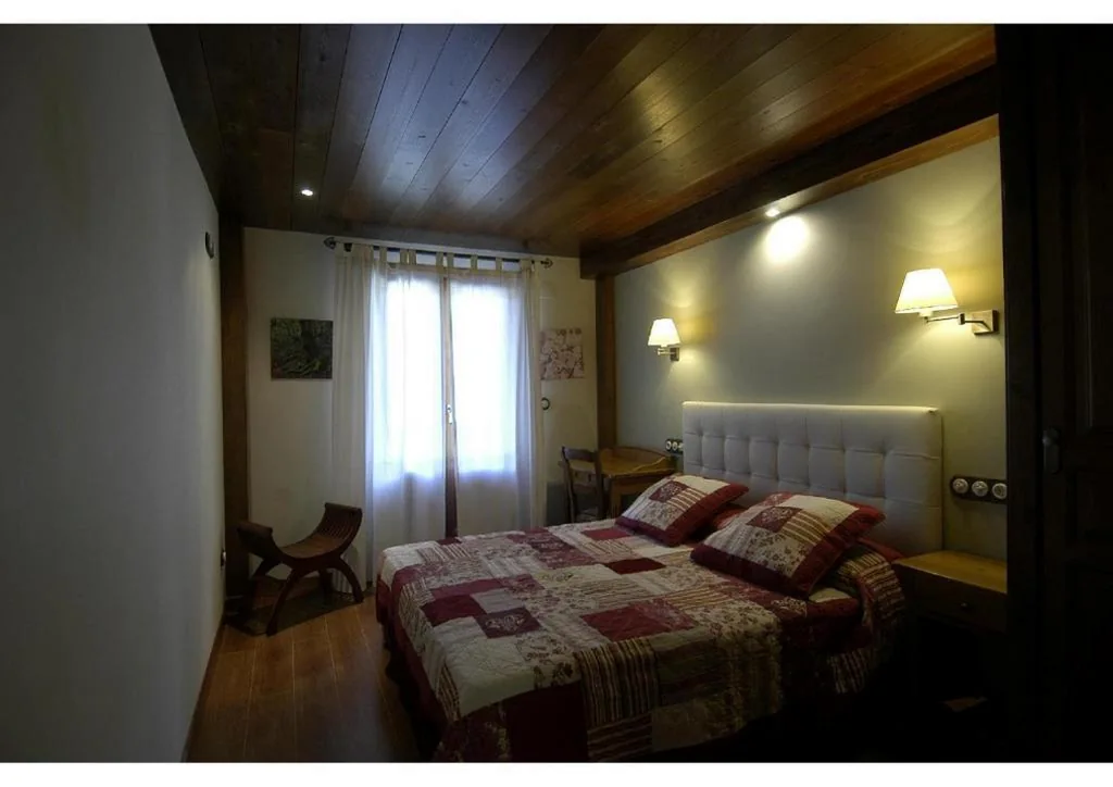 Habitación Doble con balcón — Hotel Rural El Portón de Murillo