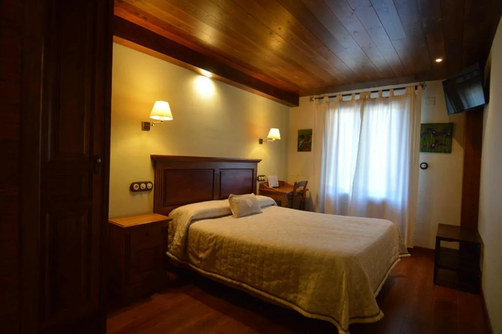Habitación Doble con balcón — Hotel Rural El Portón de Murillo