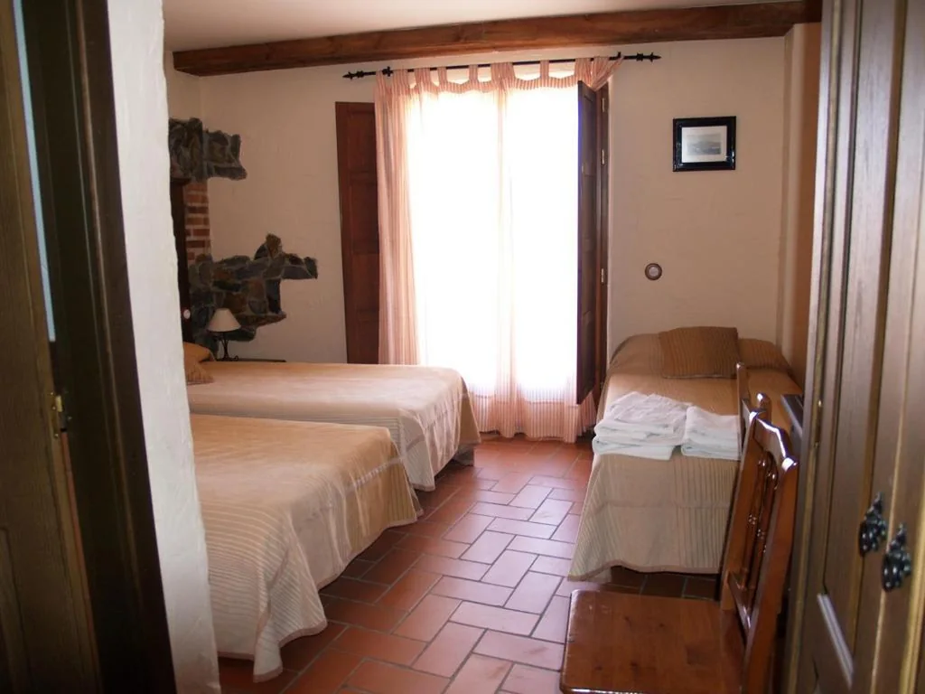 Habitación Triple — Hotel Rural El Rocal