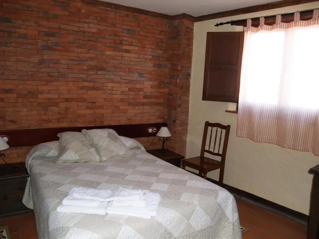 Suite Junior con bañera de hidromasaje (1 adulto) — Hotel Rural El Rocal