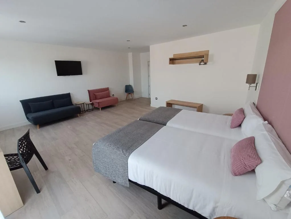 Habitación Familiar Superior — Hotel Rural Envero