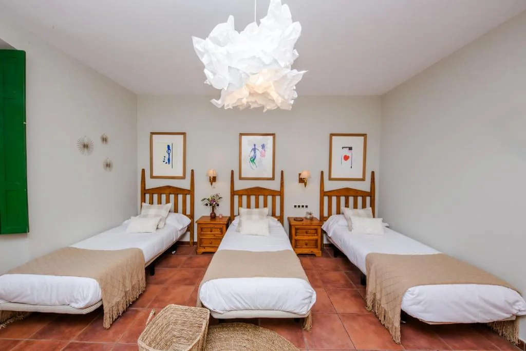 Triple Room — Hotel Rural Estación de la Dehesa