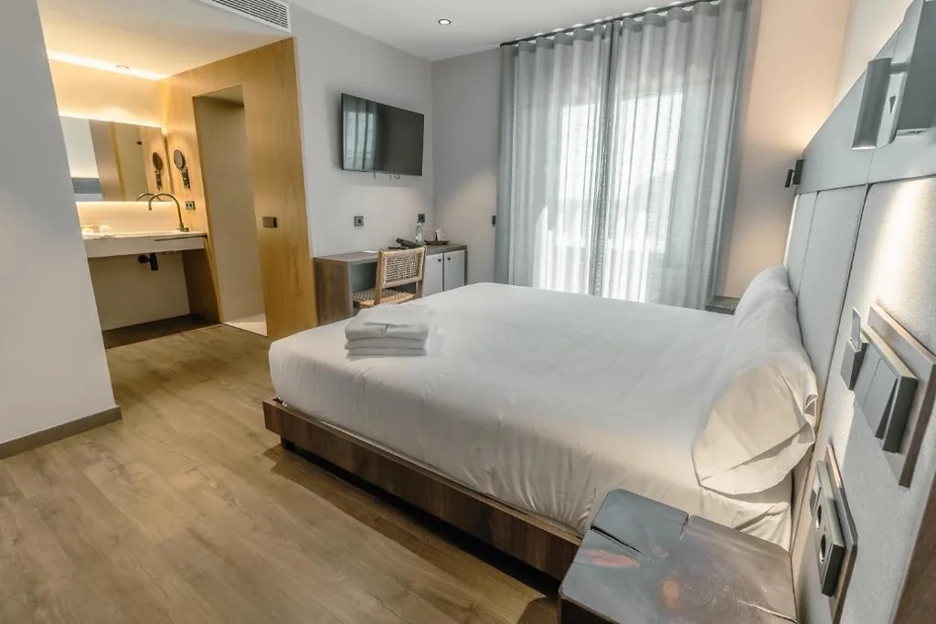 Chambre double avec baignoire spa — HOTEL RURAL FINCA LA DESA