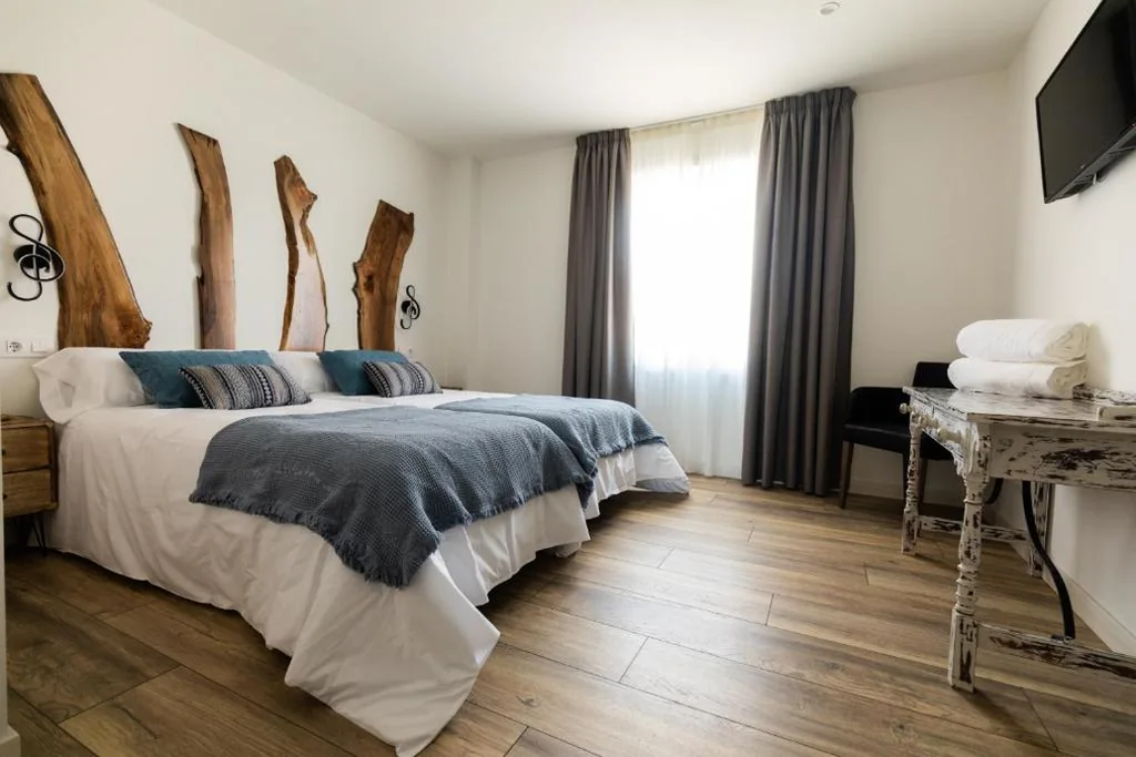 Appartement met terras — Hotel rural Finca Vivaldi Nature & Spa