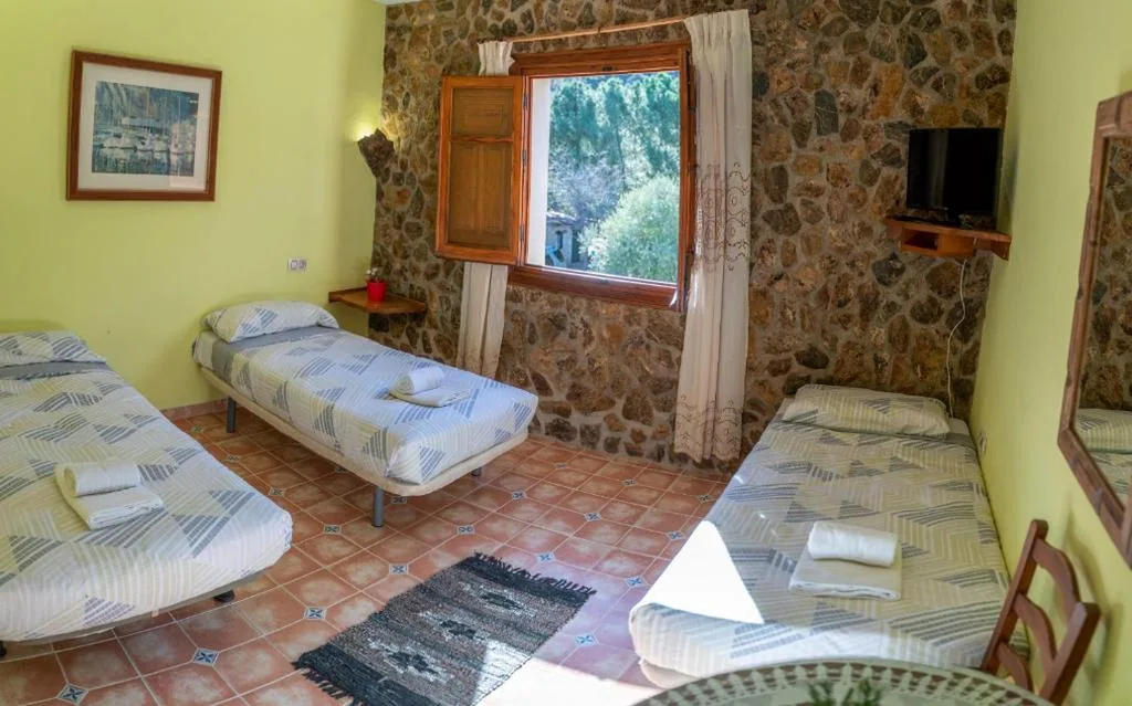 Habitación Triple — Hotel Rural Fuente La Teja