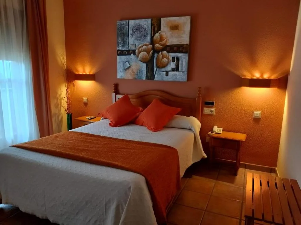 Deluxe Double Room - 1 or 2 Beds — HOTEL RURAL HIDALGO