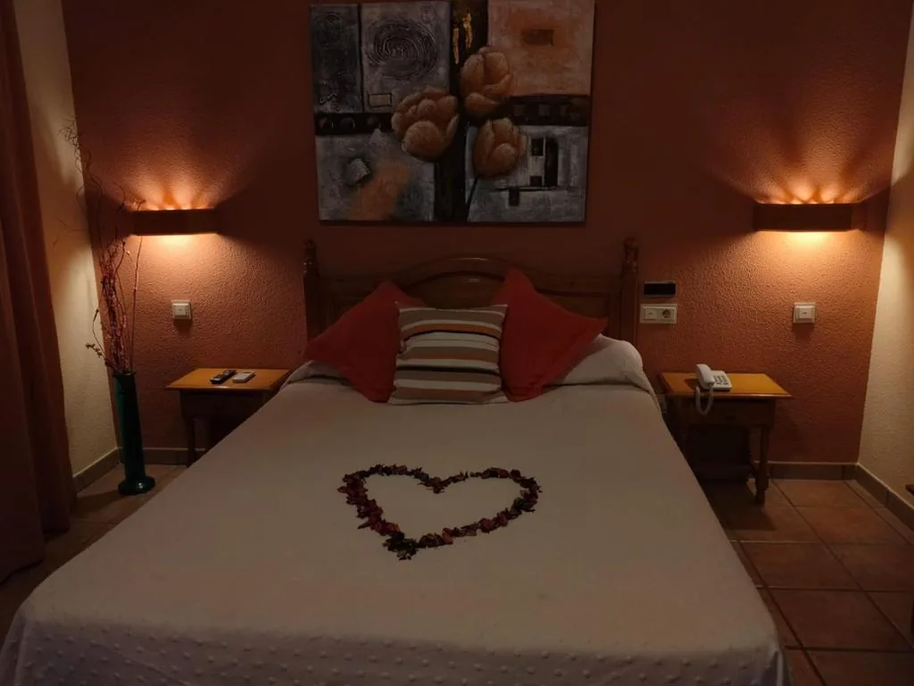 Superior Deluxe Double Room - 1 or 2 Beds — HOTEL RURAL HIDALGO