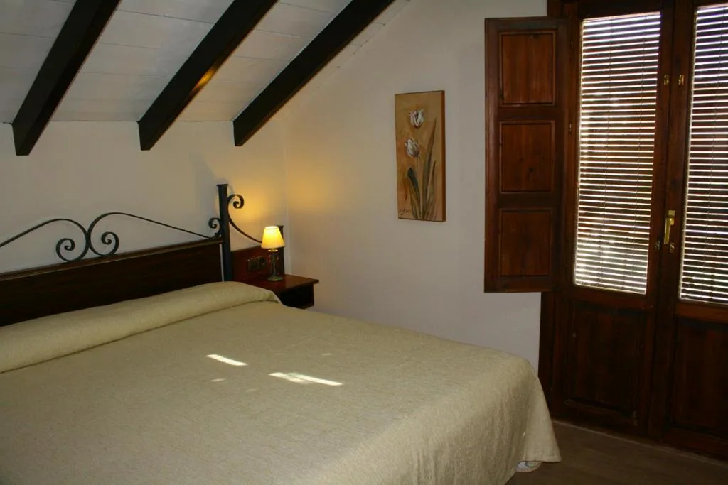 トリプルルーム — Hotel Rural Huerta del Laurel