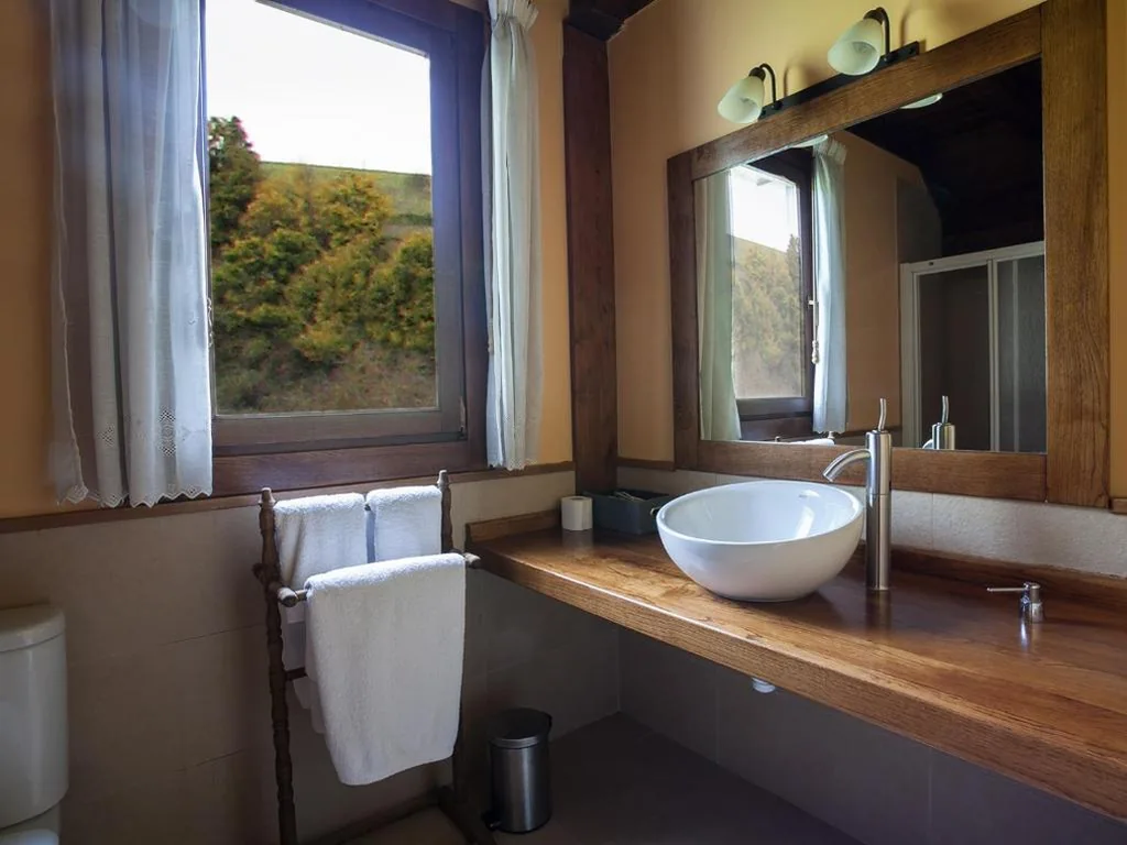Habitación Doble con vistas a la montaña — Hotel Rural Irati selva de Irati