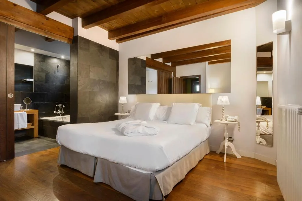Deluxe-Zimmer — Hotel Rural Iribarnia