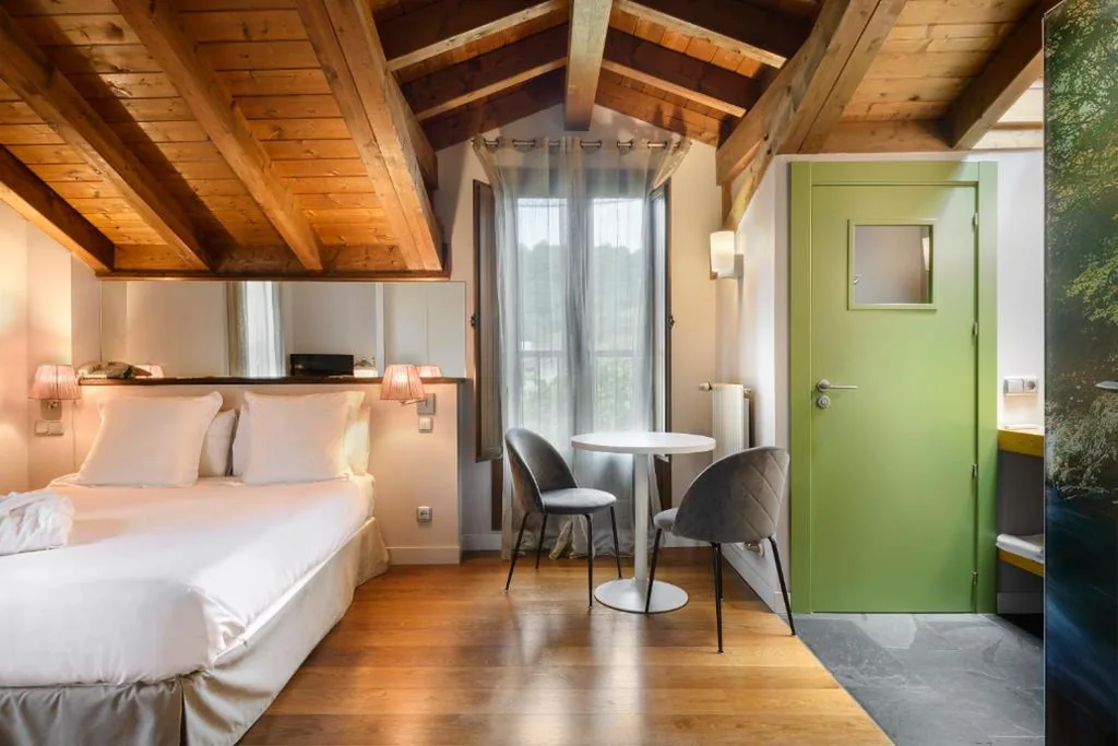 Superior-Doppelzimmer — Hotel Rural Iribarnia
