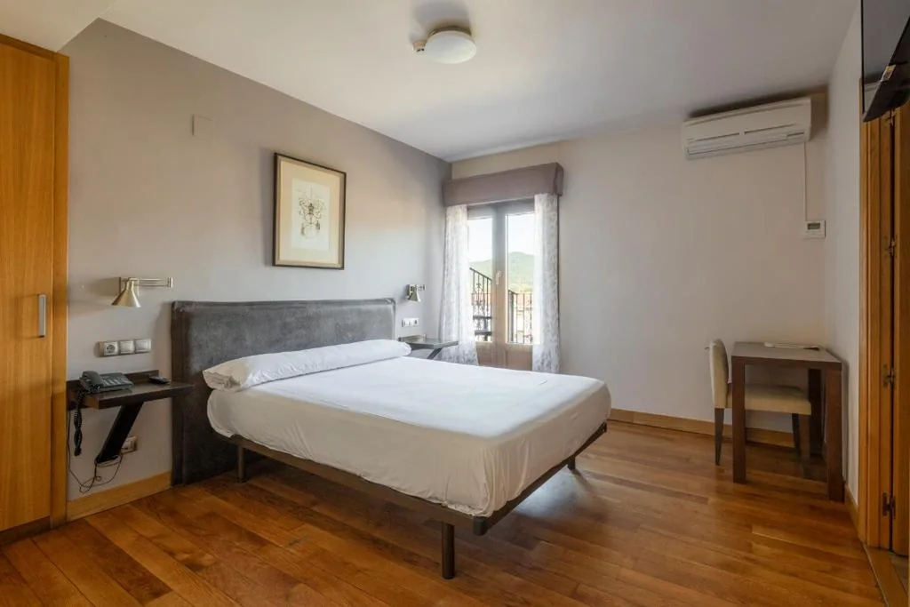 Petite Chambre Double — Hotel Rural Izar Ondo