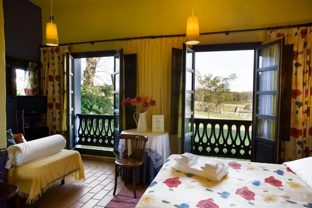 大型ダブルルーム — Hotel Rural La Llosa de Fombona