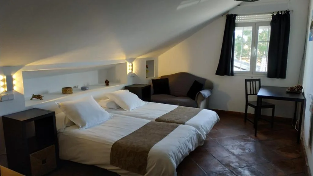Habitación Doble Superior - 2 camas — Hotel Rural La Pedriza Original