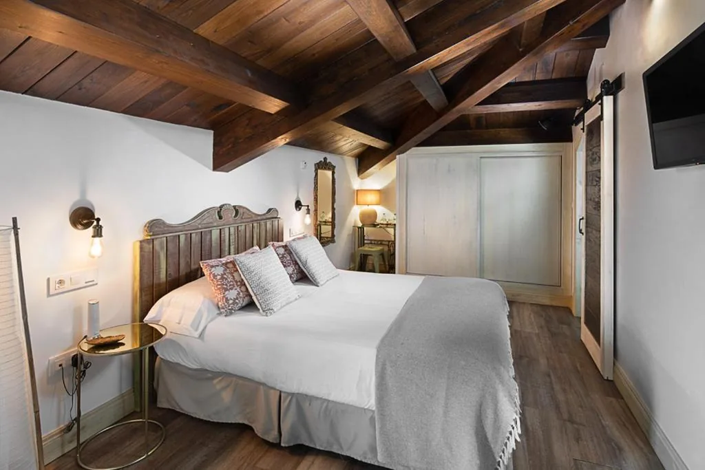 Habitación Doble Estándar — Hotel Rural La Sobreisla