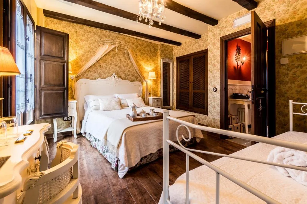 Hotel Rural La Tenada