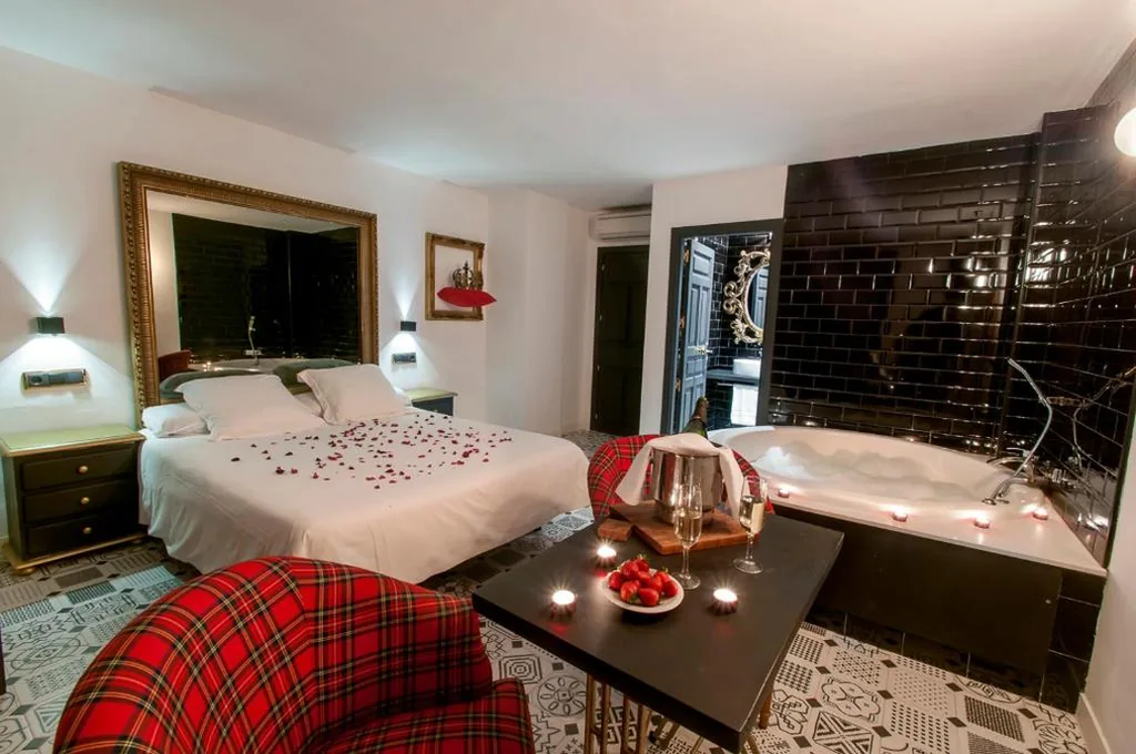 Suite - La alcoba de la reina — Hotel Rural La Viña - Only Adults