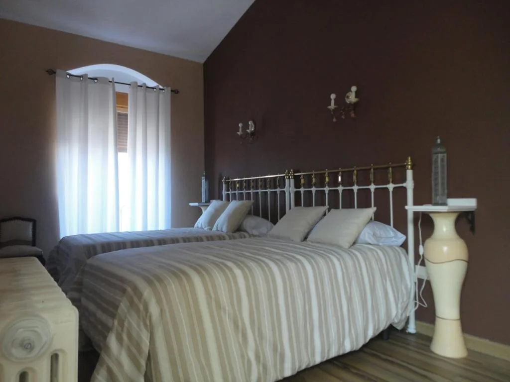 Doppelzimmer mit 2 Einzelbetten — Hotel Rural las Cinco Ranas