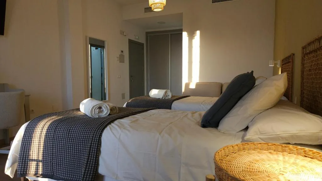 Quarto Triplo — Hotel Rural Mirador de Jubrique