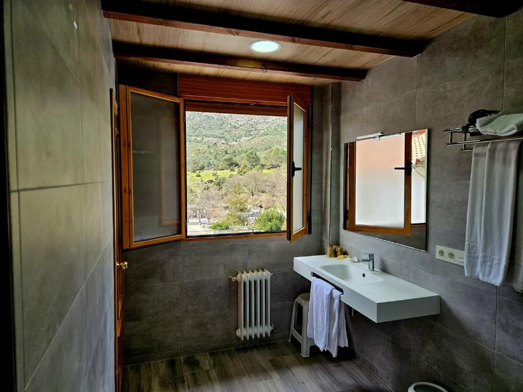 Triple Room — Hotel Rural Montaña de Cazorla
