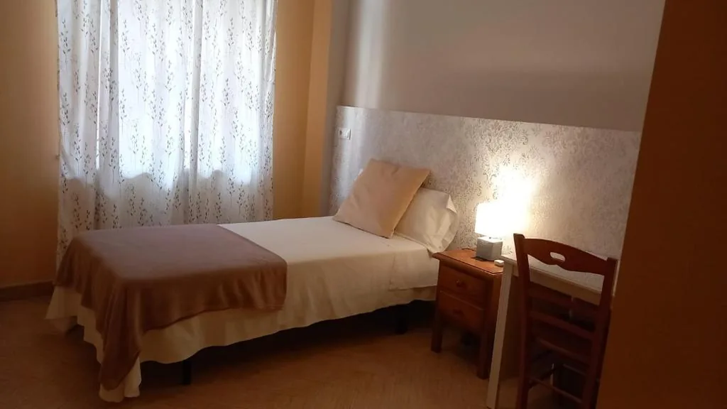 Camera singola standard con doccia — HOTEL RURAL ORQUIDEA