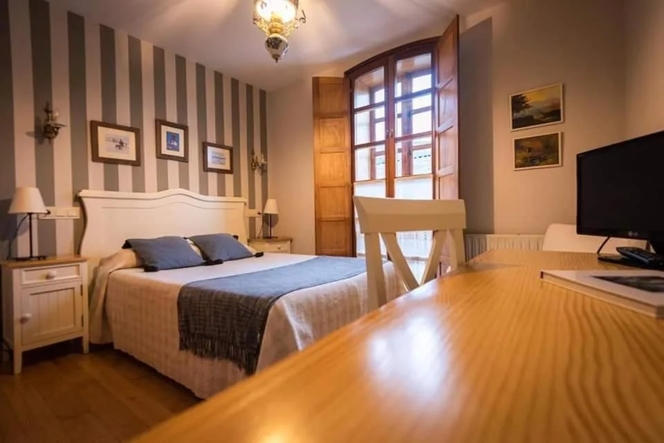 Chambre double - 1 ou 2 lits — HOTEL RURAL OSCOS